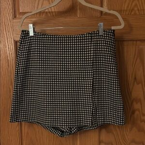 CAbi Black and White Checkered Skort